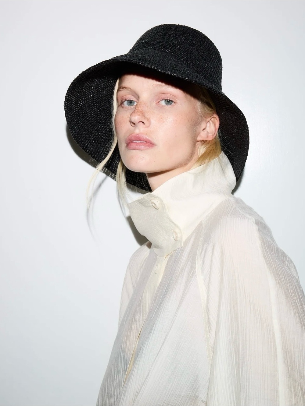 Janessa Leone Black Felix  Hat -SMALL NWT